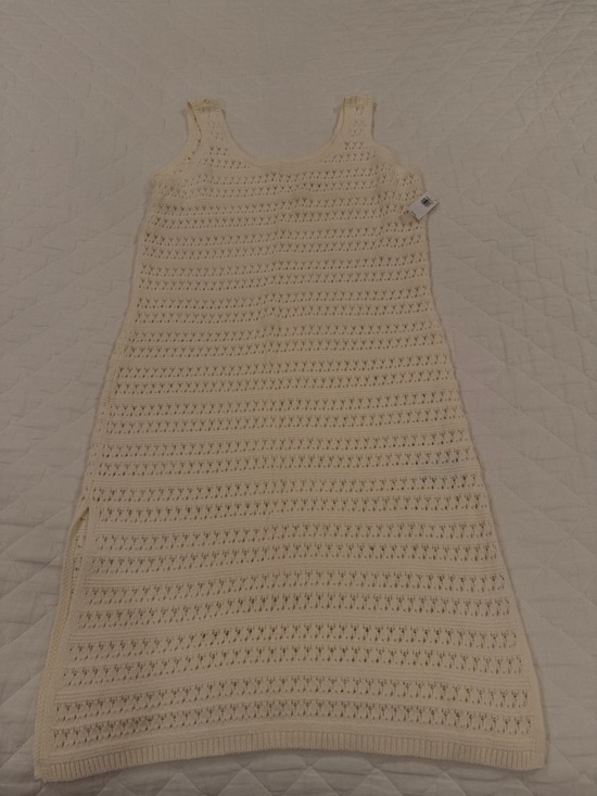 Old Navy Dresses & Skirts - Old Navy Cream Crochet Midi Dress